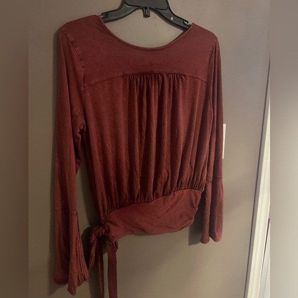 Anthropologie wrap top with bell sleeves - Picture 4 of 5